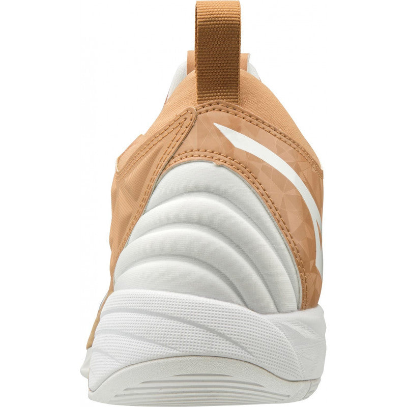 Mizuno Wave Momentum beige