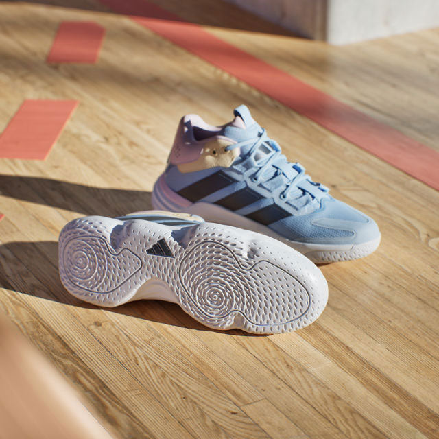 adidas courtstabil bleu noir rose blanc