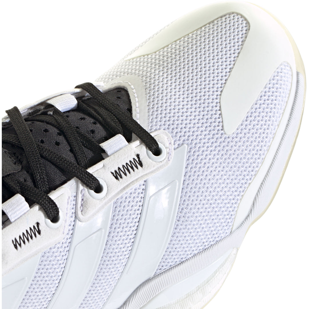 adidas stabil 16 blanc creme noir
