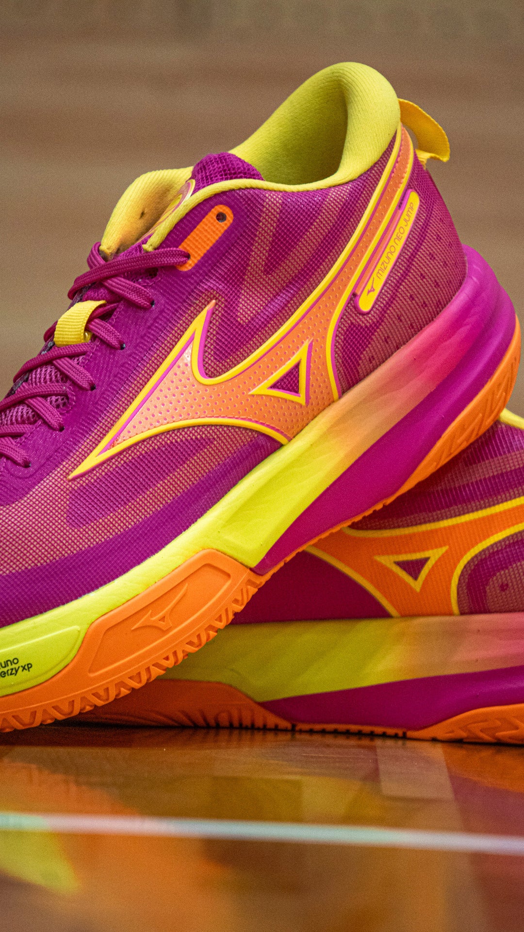 Chaussures de Handball Mizuno Neo Jump - Rose Fuchsia & Jaune Fluo