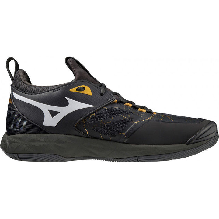 mizuno wave momentum 2 kintsugi noir or blanc